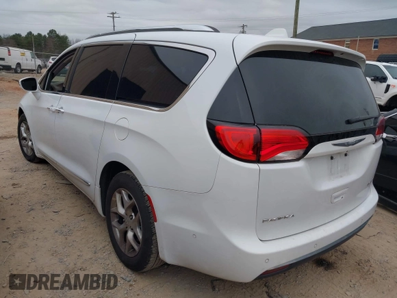 2017 Chrysler Pacifica Limited with VIN 2C4RC1GG2HR704936, listed as a IAAI auction lot 41162671 with 161,422 mi miles and . Bid and sale history available at DreamBid. Image 3.