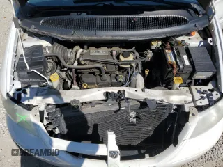 2005 Dodge Caravan SXT with VIN 2D4GP44L55R331470, listed as a Copart auction lot 53113855 with 98,398 mi miles and Salvage title. Bid and sale history available at DreamBid. Image 12.