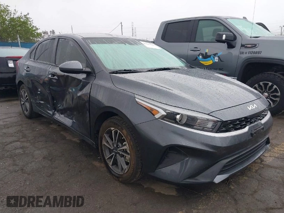 2023 Kia Forte LXS with VIN 3KPF24AD1PE607992, listed as a IAAI auction lot 41867586 with 18,171 mi miles. Bid and sale history available at carsss.com. Image 1.