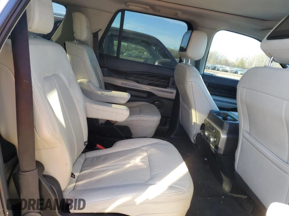 2019 Ford Expedition Max Platinum z VIN 1FMJK1MT3KEA53639, wystawiony jako Copart lot #42505355 z przebiegiem 121 078 mil mil oraz Szkoda całkowita • Salvage title. Historia ofert i sprzedaży dostępna na DreamBid. Obrazek 11.