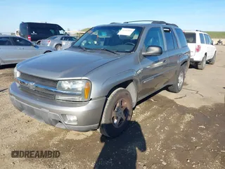 2003 Chevrolet TrailBlazer LS with VIN 1GNDS13S132365429, listed as a IAAI auction lot 41643164 with 196,033 mi miles. Bid and sale history available at carsss.com. Image 2.
