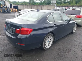 2015 BMW 5 Series 535d xDrive with VIN WBAFV3C5XFD686633, listed as a IAAI auction lot 42525595 with 125,794 mi miles and . Bid and sale history available at DreamBid. Image 4.