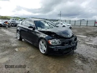 2009 BMW 1 Series 135i with VIN WBAUC73519VK95762, listed as a Copart auction lot 49636375 with 89,890 mi miles and Salvage title. Bid and sale history available at DreamBid. Image 10.