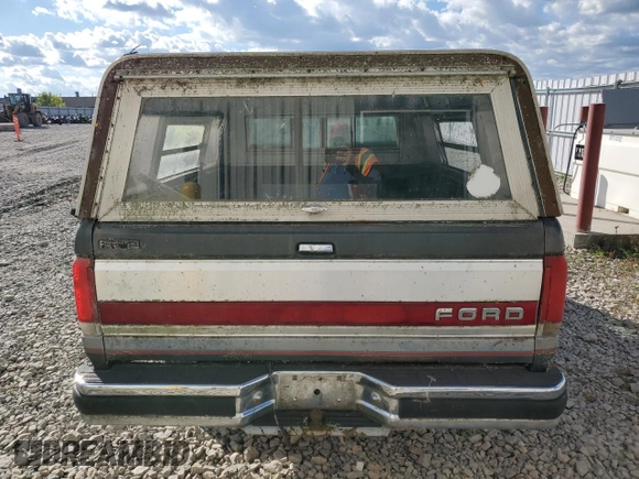 1990 Ford F-150 with VIN 1FTEF15N1LKB17139, listed as a Copart auction lot 71880524 with 58,588 mi miles and Clean Title. Bid and sale history available at carsss.com. Image 6.
