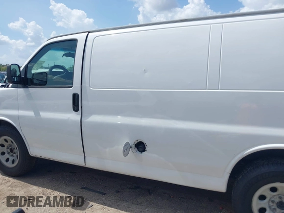 2013 Chevrolet Express Cargo with VIN 1GCSGAFX9D1123777, listed as a IAAI auction lot 42530340 with 232,340 mi miles and . Bid and sale history available at DreamBid. Image 14.