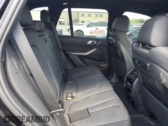 2021 BMW X5 sDrive40i z VIN 5UXCR4C07M9D91723, wystawiony jako Copart lot #54244835 z przebiegiem 113 128 mil mil oraz Szkoda całkowita • Salvage title. Historia ofert i sprzedaży dostępna na DreamBid. Obrazek 11.