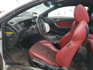 2013 Hyundai Genesis Coupe Track z VIN KMHHU6KJ7DU096333, wystawiony jako Copart lot #81643984 z przebiegiem Nie podano mil oraz Szkoda całkowita • Salvage title. Historia ofert i sprzedaży dostępna na DreamBid. Obrazek 7.