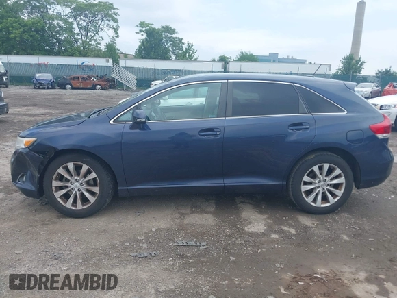 2015 Toyota Venza LE with VIN 4T3BA3BB8FU069352, listed as a IAAI auction lot 42534758 with 117,093 mi miles and . Bid and sale history available at DreamBid. Image 14.