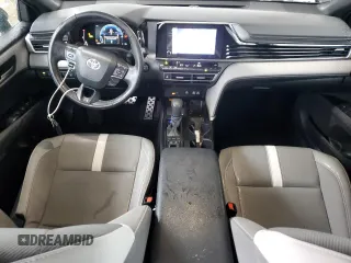 2025 Toyota Camry LE z VIN 4T1DAACK8SU059483, wystawiony jako Copart lot #44968055 z przebiegiem 19 771 mil mil oraz Nie do naprawy • Non repairable. Historia ofert i sprzedaży dostępna na DreamBid. Obrazek 8.
