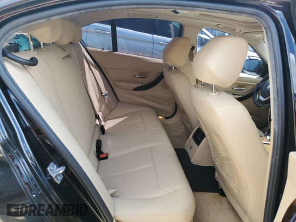 2015 BMW 3 Series 328i xDrive with VIN WBA3B5C59FP653564, listed as a Copart auction lot 64702115 with 92,821 mi miles and Salvage title. Bid and sale history available at DreamBid. Image 10.