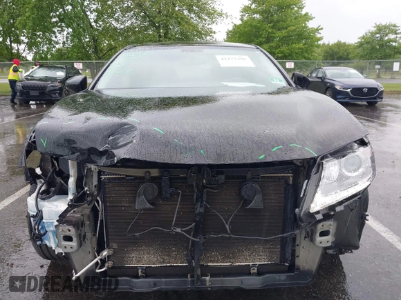 2013 Lexus ES 250 с VIN JTHBK1GG3D2005004, выставлен на аукционе IAAI как лот 42277396 с пробегом 157 846 миль миль и . История ставок и продаж доступна на DreamBid. Изображение 12.