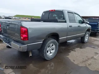 2008 Dodge 1500 SLT with VIN 1D7HU18248J155617, listed as a IAAI auction lot 41775899 with 334,788 mi miles. Bid and sale history available at carsss.com. Image 4.