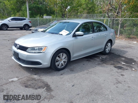 2012 Volkswagen Jetta SE с VIN 3VWDP7AJ5CM309846, выставлен на аукционе IAAI как лот 41795013 с пробегом 104 549 миль миль и . История ставок и продаж доступна на DreamBid. Изображение 2.