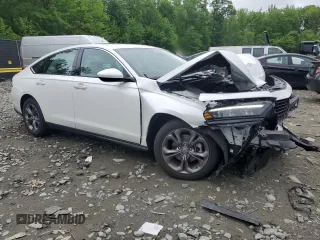 2024 Honda Accord EX with VIN 1HGCY1F32RA054292, listed as a Copart auction lot 55579315 with 13,876 mi miles and Salvage title. Bid and sale history available at DreamBid. Image 4.
