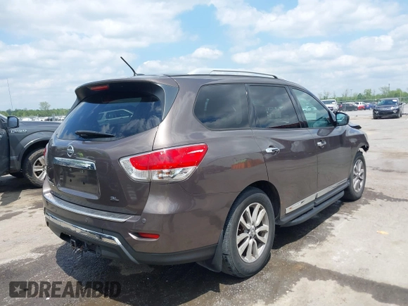 2015 Nissan Pathfinder SL with VIN 5N1AR2MNXFC689849, listed as a IAAI auction lot 42038551 with 165,019 mi miles and . Bid and sale history available at DreamBid. Image 4.