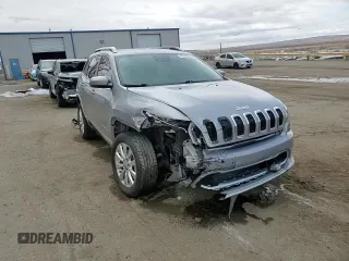 2017 Jeep Cherokee Overland z VIN 1C4PJMJS4HW609880, wystawiony jako Copart lot #45598445 z przebiegiem 83 691 mil mil oraz Szkoda całkowita • Salvage title. Historia ofert i sprzedaży dostępna na DreamBid. Obrazek 15.