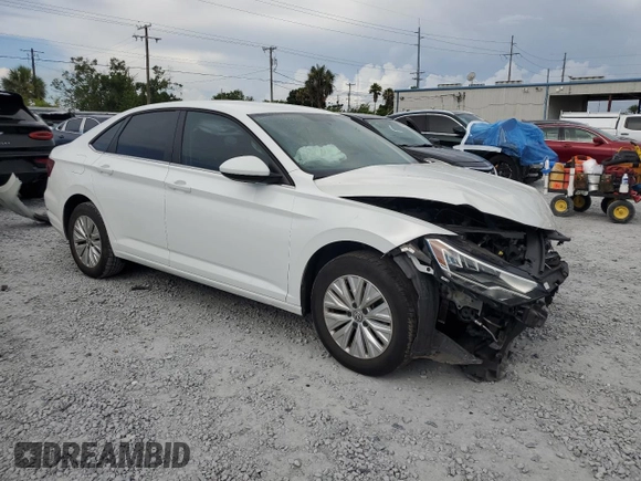 2020 Volkswagen Jetta S z VIN 3VWC57BU8LM079262, wystawiony jako Copart lot #60358755 z przebiegiem 44 514 mil mil oraz Nie do naprawy • Non repairable. Historia ofert i sprzedaży dostępna na DreamBid. Obrazek 4.