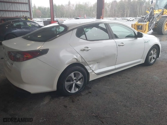 2014 Kia Optima Hybrid LX with VIN KNAGM4AD5E5075909, listed as a IAAI auction lot 41967037 with 143,494 mi miles. Bid and sale history available at carsss.com. Image 4.