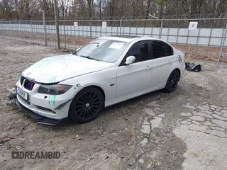 2006 BMW 3 Series 325i with VIN WBAVB13546PT21727, listed as a IAAI auction lot 41723568 with 156,438 mi miles. Bid and sale history available at carsss.com. Image 17.