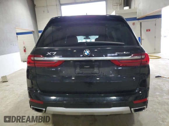 2020 BMW X7 xDrive40i with VIN 5UXCW2C02L9B60336, listed as a Copart auction lot 42796695 with 81,129 mi miles and Salvage Title. Bid and sale history available at carsss.com. Image 6.