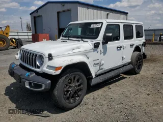 2024 Jeep Wrangler Sahara с VIN 1C4RJXP62RW275130, выставлен на аукционе Copart как лот 62665895 с пробегом 21 521 миль миль и На запчасти • Non repairable. История ставок и продаж доступна на DreamBid. Изображение 1.