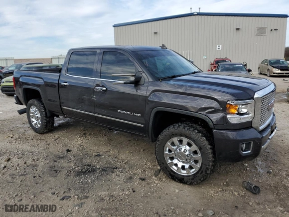 2016 GMC Sierra 2500HD Denali with VIN 1GT12UEG2GF184733, listed as a Copart auction lot 77405264 with 70,132 mi miles and Clean Title. Bid and sale history available at carsss.com. Image 4.
