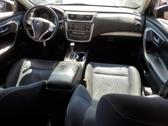 2016 Nissan Altima S z VIN 1N4AL3AP2GN369695, wystawiony jako Copart lot #56394255 z przebiegiem 128 662 mil mil oraz Szkoda całkowita • Salvage title. Historia ofert i sprzedaży dostępna na DreamBid. Obrazek 8.