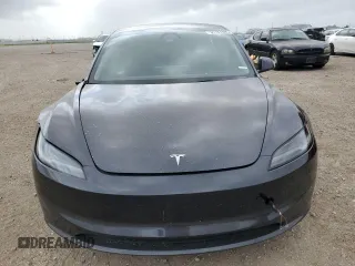 2024 Tesla Model 3 z VIN 5YJ3E1EA2RF822321, wystawiony jako Copart lot #51787895 z przebiegiem 18 664 mil mil oraz Szkoda całkowita • Salvage title. Historia ofert i sprzedaży dostępna na DreamBid. Obrazek 5.