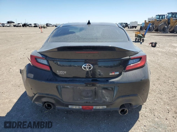2022 Toyota 86 Premium with VIN JF1ZNBF12N8758537, listed as a Copart auction lot 50018715 with 43,257 mi miles and Salvage Title. Bid and sale history available at DreamBid. Image 6.