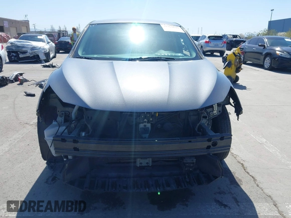 2019 Nissan Sentra S with VIN 3N1AB7AP7KY252391, listed as a IAAI auction lot 41969629 with 100,995 mi miles. Bid and sale history available at carsss.com. Image 13.