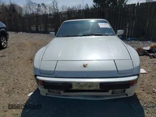 1985 Porsche 944 z VIN WP0AA0949FN455352, wystawiony jako IAAI lot #41841029 z przebiegiem 312 350 mil mil oraz . Historia ofert i sprzedaży dostępna na DreamBid. Obrazek 13.