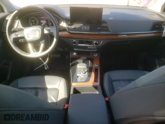 2021 Audi Q5 Premium z VIN WA1G2AFY6M2045525, wystawiony jako Copart lot #50245333 z przebiegiem 16 427 mil mil oraz . Historia ofert i sprzedaży dostępna na DreamBid. Obrazek 8.