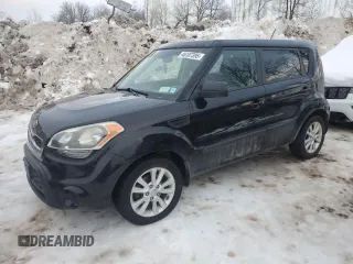 2013 Kia Soul ! with VIN KNDJT2A6XD7619776, listed as a Copart auction lot 46107395 with 111,178 mi miles and Non Repairable. Bid and sale history available at carsss.com. Image 1.
