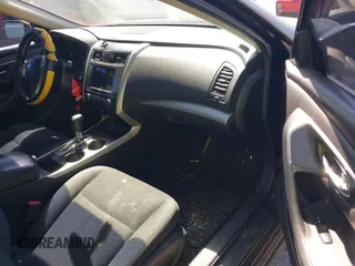 2015 Nissan Altima SV with VIN 1N4AL3AP2FC262107, listed as a IAAI auction lot 41776063 with 102,313 mi miles and . Bid and sale history available at DreamBid. Image 5.