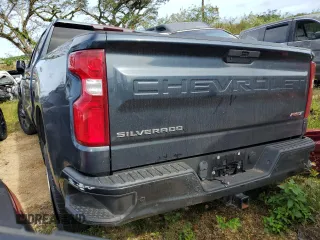 2021 Chevrolet Silverado 1500 RST with VIN 3GCUYEEDXMG120506, listed as a Copart auction lot 45408944 with Not Provided miles and Non Repairable. Bid and sale history available at carsss.com. Image 2.