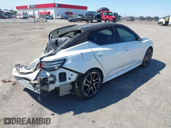 2024 Nissan Sentra SR with VIN 3N1AB8DV7RY361640, listed as a IAAI auction lot 42032715 with 9,494 mi miles and . Bid and sale history available at DreamBid. Image 4.