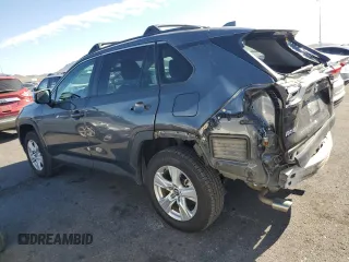 2020 Toyota RAV4 XLE with VIN 2T3W1RFV8LW070246, listed as a Copart auction lot 65072185 with 61,339 mi miles and Salvage title. Bid and sale history available at DreamBid. Image 2.