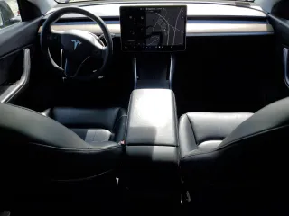 2021 Tesla Model Y Long Range z VIN 5YJYGDEE5MF065024, wystawiony jako Copart lot #48581215 z przebiegiem 82 794 mil mil oraz Szkody całkowita. Historia ofert i sprzedaży dostępna na DreamBid. Obrazek 8.