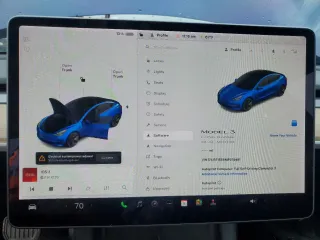2021 Tesla Model 3 Long Range z VIN 5YJ3E1EB6MF974491, wystawiony jako Copart lot #55062505 z przebiegiem Nie podano mil oraz Szkoda całkowita • Salvage title. Historia ofert i sprzedaży dostępna na DreamBid. Obrazek 9.