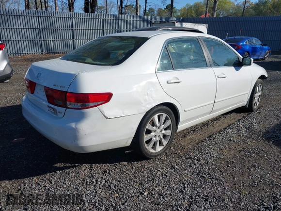 2005 Honda Accord EX with VIN 1HGCM567X5A191089, listed as a IAAI auction lot 42127571 with 195,623 mi miles and . Bid and sale history available at DreamBid. Image 4.