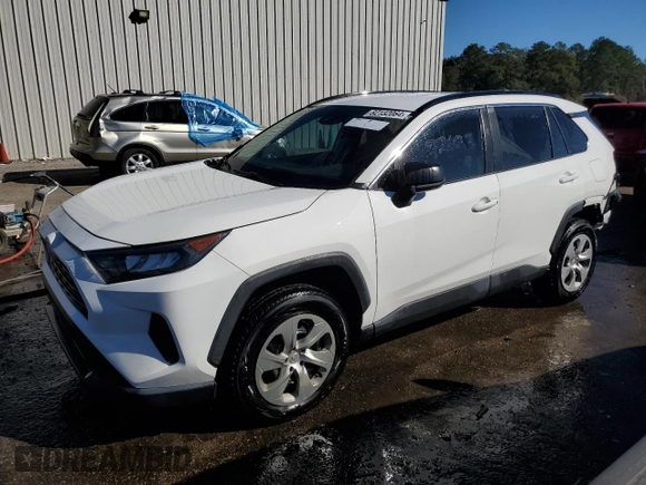 2019 Toyota RAV4 LE with VIN 2T3H1RFV0KW049995, listed as a Copart auction lot 82132064 with 92,624 mi miles and Salvage Title. Bid and sale history available at carsss.com. Image 1.