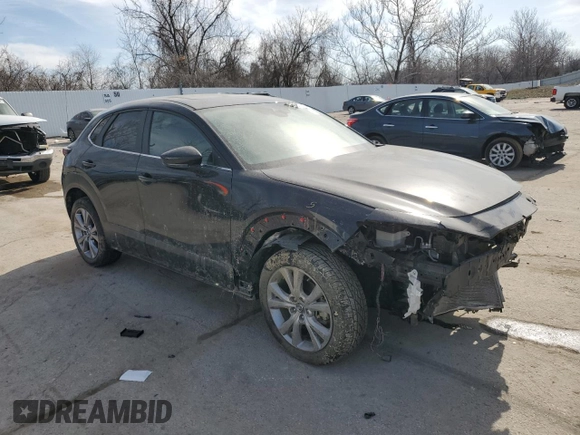 2021 Mazda CX-30 Preferred with VIN 3MVDMBCL6MM221823, listed as a Copart auction lot 48484195 with 0 mi miles and Salvage Title. Bid and sale history available at carsss.com. Image 4.