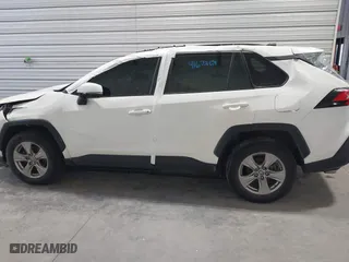 2022 Toyota RAV4 XLE with VIN 2T3P1RFV8NW286279, listed as a IAAI auction lot 41672654 with 56,984 mi miles. Bid and sale history available at carsss.com. Image 14.