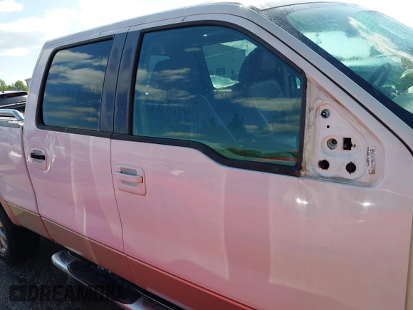 2009 Ford F-150 XL with VIN 1FTPW14VX9KC12608, listed as a IAAI auction lot 41994846 with 279,269 mi miles. Bid and sale history available at carsss.com. Image 13.