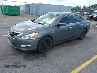 2015 Nissan Altima SL z VIN 1N4AL3AP6FN388118, wystawiony jako IAAI lot #42259597 z przebiegiem 136 644 mil mil oraz . Historia ofert i sprzedaży dostępna na DreamBid. Obrazek 2.