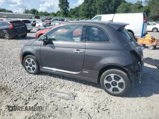 2016 FIAT 500e z VIN 3C3CFFGE3GT121963, wystawiony jako Copart lot #61745365 z przebiegiem 44 249 mil mil oraz Szkoda całkowita • Salvage title. Historia ofert i sprzedaży dostępna na DreamBid. Obrazek 2.