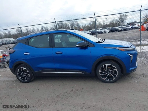 2022 Chevrolet Bolt EUV Premier with VIN 1G1FZ6S00N4133902, listed as a IAAI auction lot 41848203 with 137,784 mi miles. Bid and sale history available at carsss.com. Image 13.