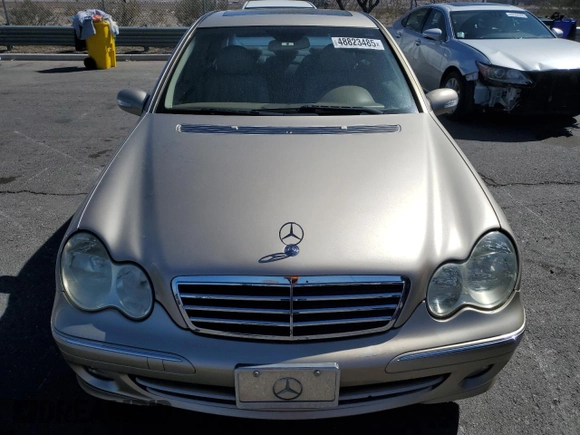 2005 Mercedes-Benz C 240 with VIN WDBRF81J95F662187, listed as a Copart auction lot 48823485 with 145,076 mi miles and Salvage title. Bid and sale history available at DreamBid. Image 5.