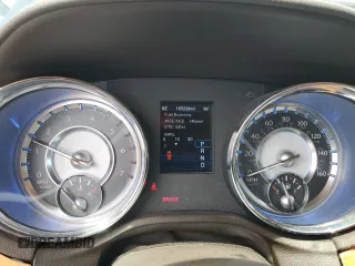 2013 Chrysler 300 with VIN 2C3CCAET4DH595213, listed as a Copart auction lot 54089125 with 165,228 mi miles and Clean Title. Bid and sale history available at carsss.com. Image 9.