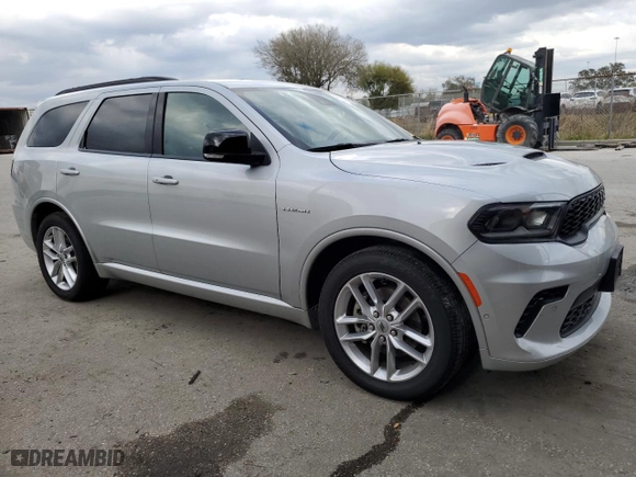 2024 Dodge Durango R/T Plus with VIN 1C4SDJCT3RC134361, listed as a Copart auction lot 45729145 with 19,810 mi miles and Clean Title. Bid and sale history available at carsss.com. Image 4.
